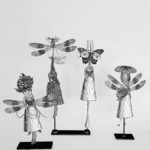 Ateliers arts plastiques enfants adultes arts plastiques idée originale collage severine perrier artiste plasticienne surréalisme noir et blanc illustration paper objects